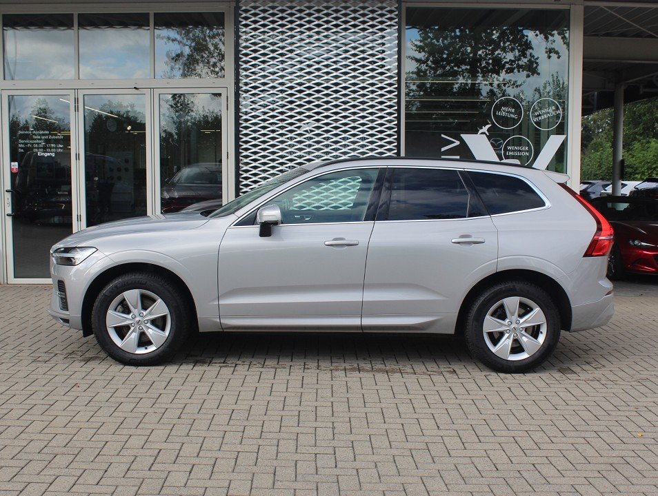 Fahrzeugabbildung Volvo XC-60 M-Hybrid B4 AT Core *AHK* NAVI ACAA LED SHZ RFK EPH
