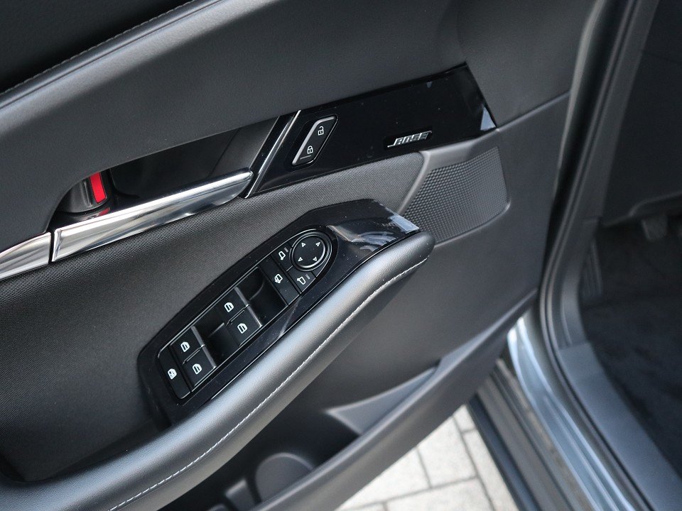 Fahrzeugabbildung Mazda CX-30 2027 M-Hybrid G-140 Exclusive-Line NAVI ACAA SHZ HUD 360° MATRIX BOSE