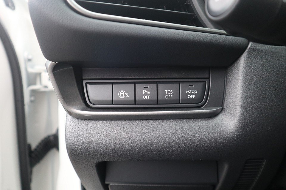 Fahrzeugabbildung Mazda CX-30 M-Hybrid G-140 Prime-Line NAVI ACAA RFK MRCC BLUETOOTH