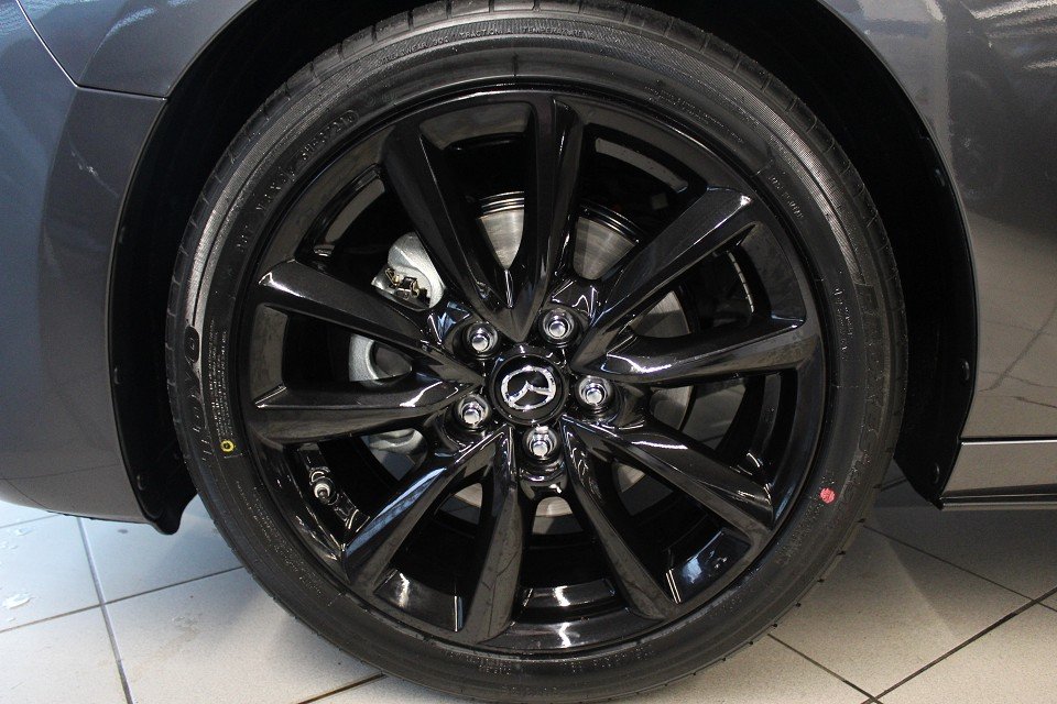 Fahrzeugabbildung Mazda 3 M-Hybrid G-122 Homura NAVI ACAA RFK EPH SHZ MRCC