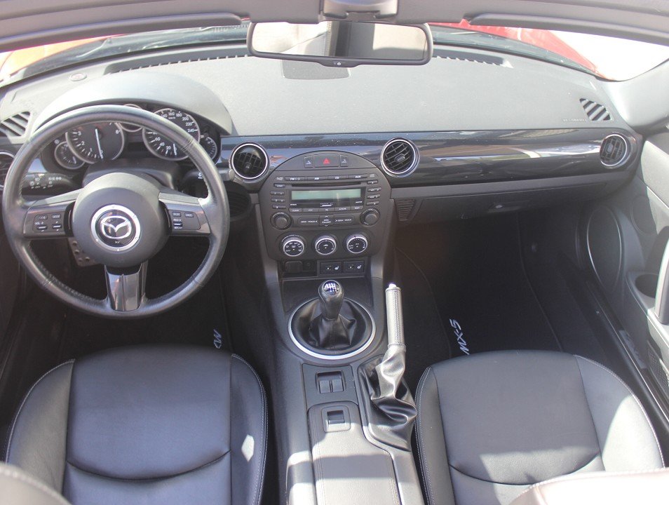 Fahrzeugabbildung Mazda MX-5 RC 2.0 Sports-Line LEDER BILSTEIN XENON BOSE BLUETOOTH