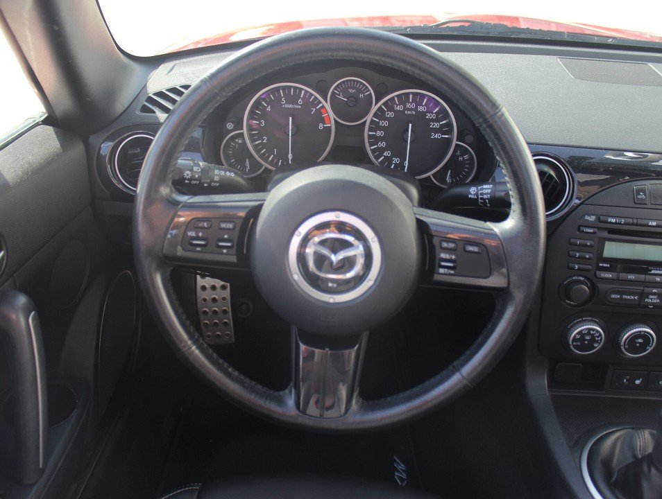 Fahrzeugabbildung Mazda MX-5 RC 2.0 Sports-Line LEDER BILSTEIN XENON BOSE BLUETOOTH