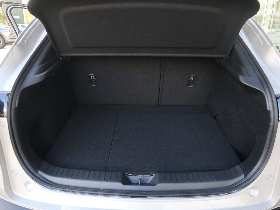 Fahrzeugabbildung Mazda CX-30 2027 M-Hybrid G-140 AT Exclusive-Line NAVI ACAA SHZ HUD 360° MATRIX BOSE