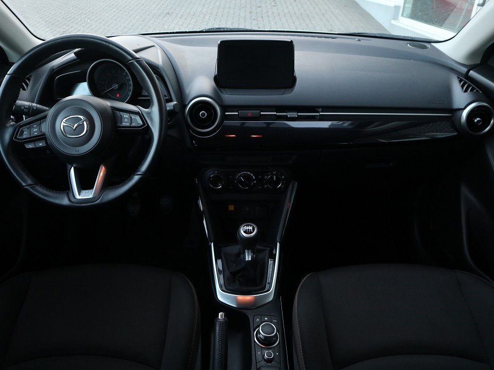 Fahrzeugabbildung Mazda 2 M-Hybrid G-75 Center-Line ACAA KLIMA LED TEMPOMAT BLUETOOTH