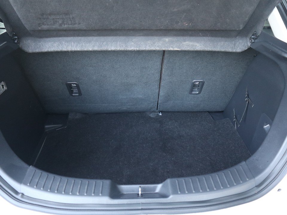 Fahrzeugabbildung Mazda 2 M-Hybrid G-75 Center-Line ACAA KLIMA LED TEMPOMAT BLUETOOTH