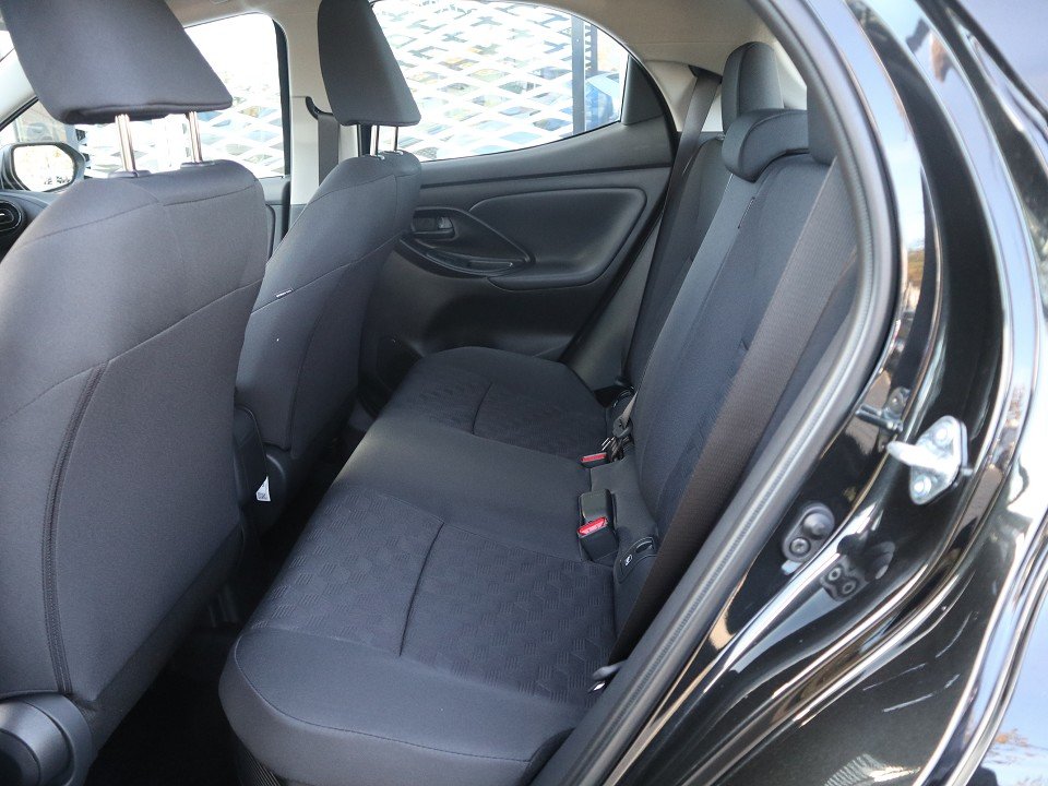 Fahrzeugabbildung Mazda 2 Hybrid 1.5L VVT-i 116 PS CVT Centre-Line *Sofort* ACAA RFK MRCC ALU DAB SHZ Bluetooth