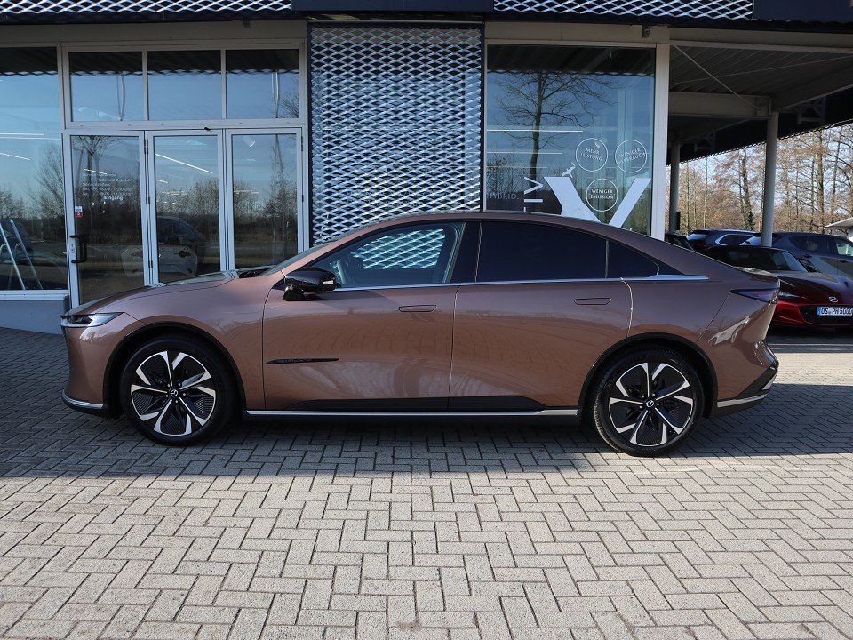 Fahrzeugabbildung Mazda 6e EV-258 Takumi *Sofort* LEDER PANO NAVI ACAA 360° HUD SHZ