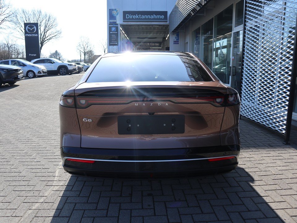Fahrzeugabbildung Mazda 6e EV-258 Takumi *Sofort* LEDER PANO NAVI ACAA 360° HUD SHZ