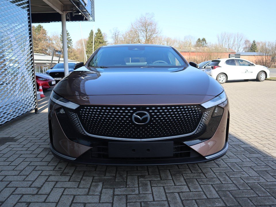 Fahrzeugabbildung Mazda 6e EV-258 Takumi *Sofort* LEDER PANO NAVI ACAA 360° HUD SHZ