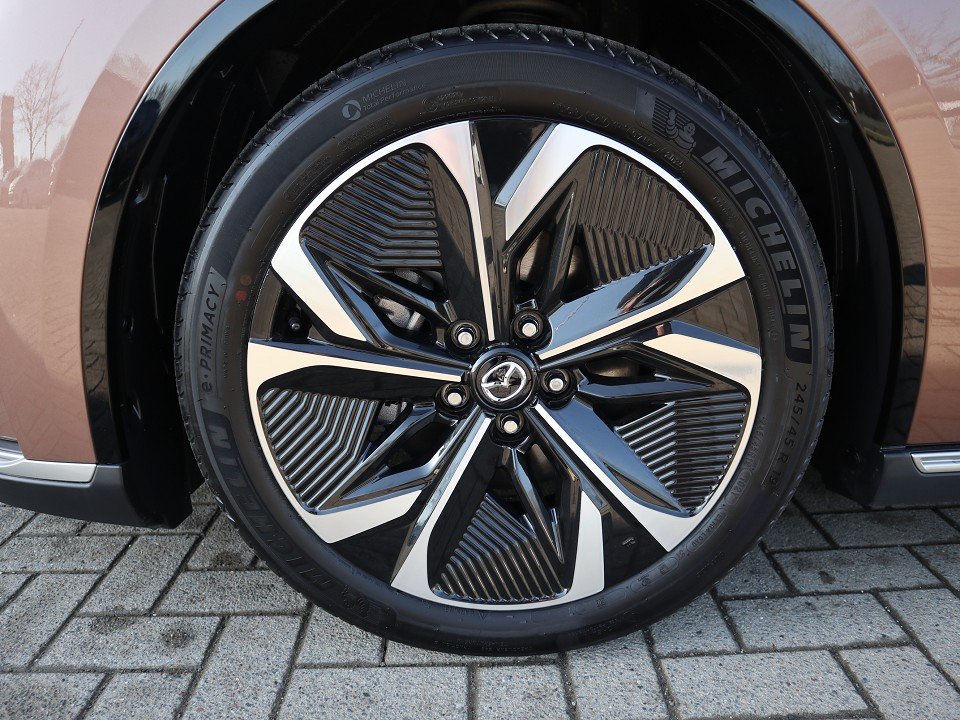 Fahrzeugabbildung Mazda 6e EV-258 Takumi *Sofort* LEDER PANO NAVI ACAA 360° HUD SHZ