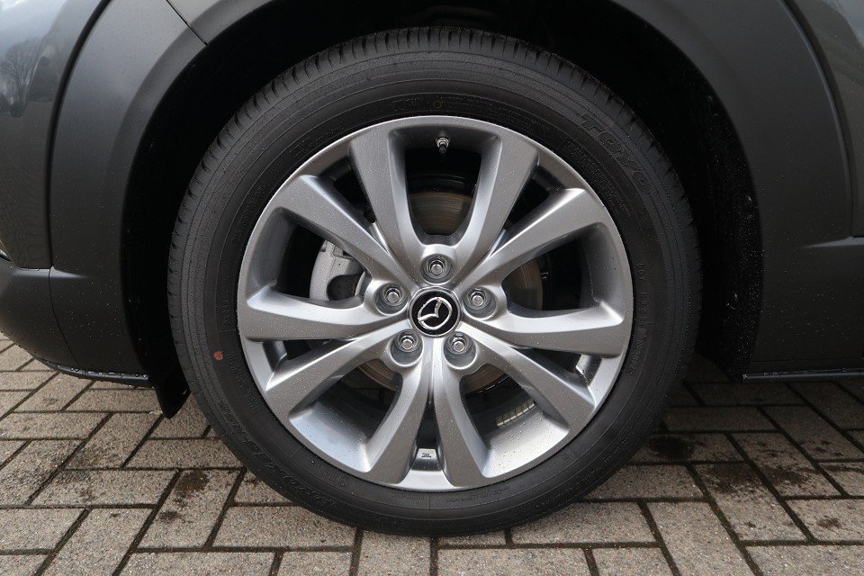 Fahrzeugabbildung Mazda CX-30 M-Hybrid G-140 AT Centre-Line *Aktion* NAVI ACAA Voll-LED SHZ HUD RFK