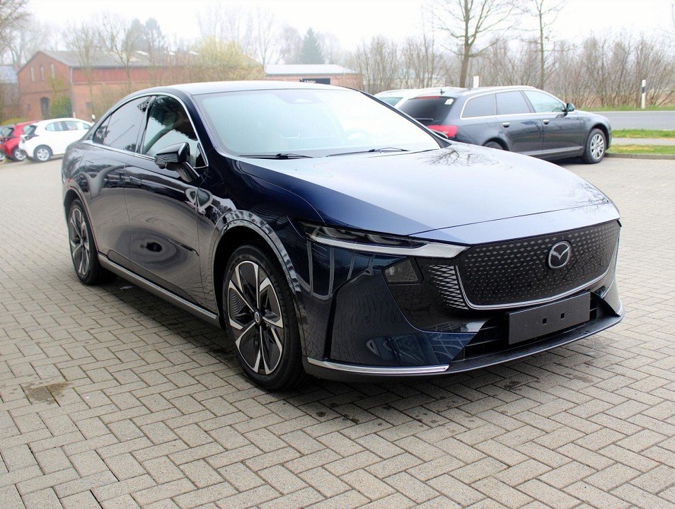 Fahrzeugabbildung Mazda 6e EV-258 Takumi Plus *Aktion* NAPPA PANO NAVI ACAA 360° HUD SHZ