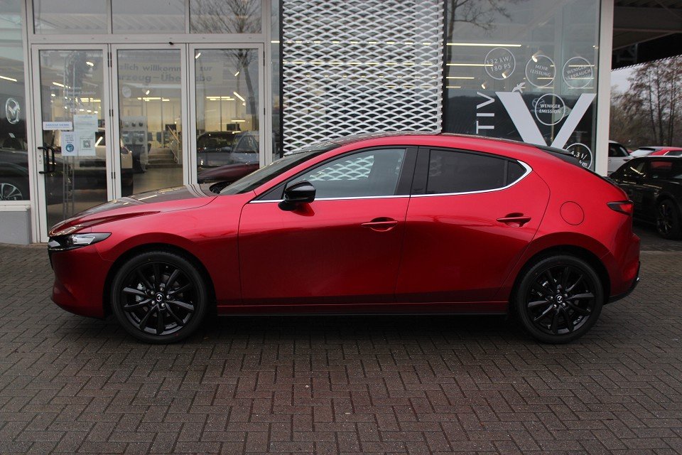 Fahrzeugabbildung Mazda 3 M-Hybrid X-186 AT Exclusive-Line *Aktion* NAVI ACAA SHZ HUD 360° MATRIX BOSE