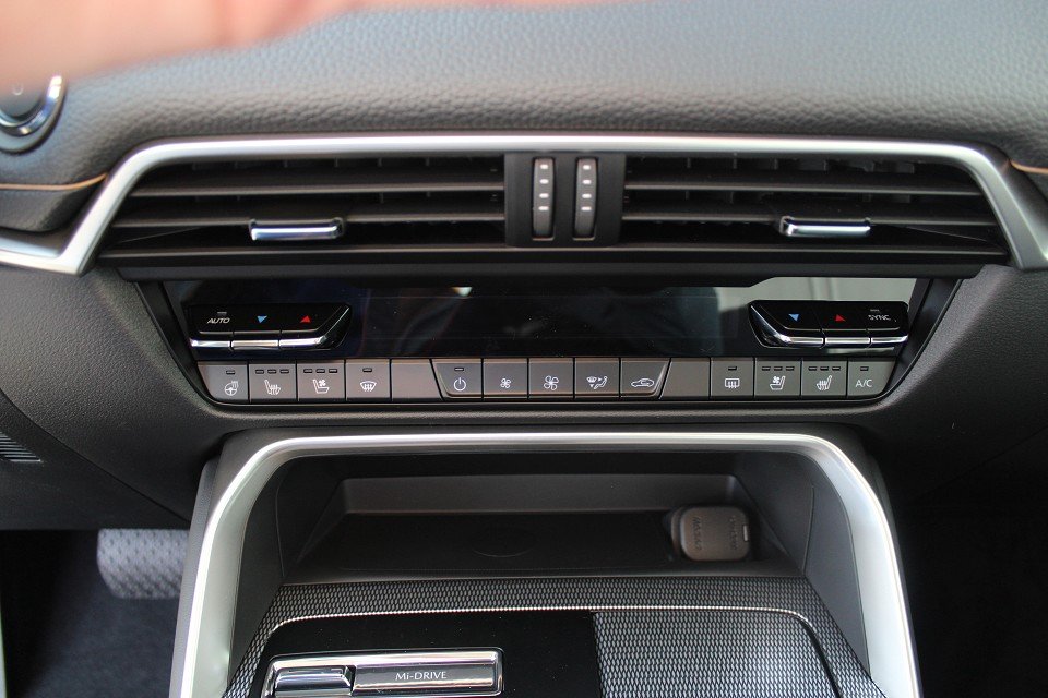 Fahrzeugabbildung Mazda CX-60 PHEV AWD AT Homura CON-P DRI-P COM-P LEDER BOSE MATRIX 360° el.Heckkl.