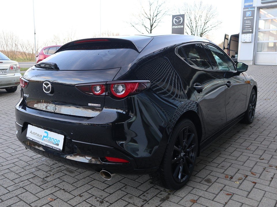 Fahrzeugabbildung Mazda 3 M-Hybrid X-186 AT Exclusive-Line DASO DESI *Dezember-Aktion* NAVI ACAA SHZ HUD 360° MATRIX BOSE