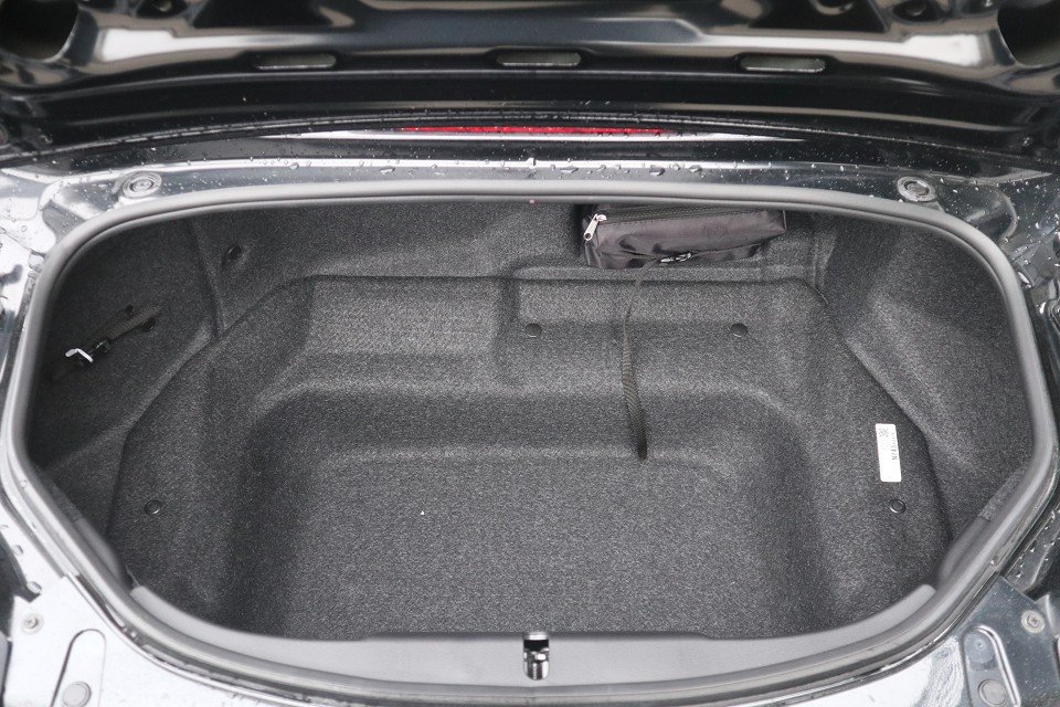 Fahrzeugabbildung Mazda MX-5 G-184 Exclusive-Line LEDER NAVI ACAA BOSE MATRIX RFK SHZ