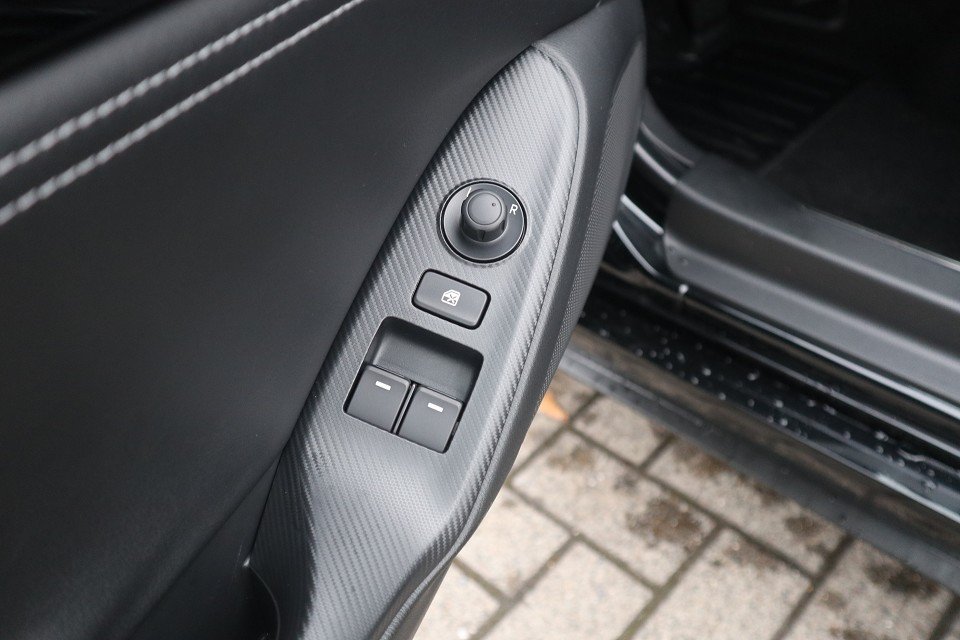 Fahrzeugabbildung Mazda MX-5 G-184 Exclusive-Line LEDER NAVI ACAA BOSE MATRIX RFK SHZ