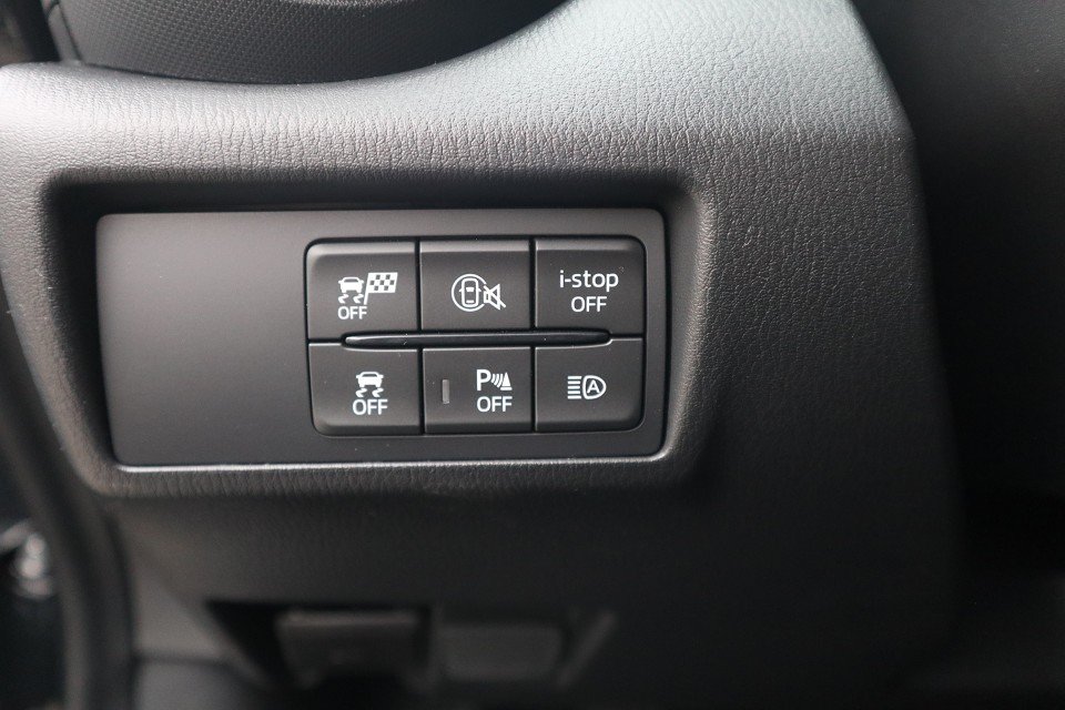 Fahrzeugabbildung Mazda MX-5 G-184 Exclusive-Line LEDER NAVI ACAA BOSE MATRIX RFK SHZ