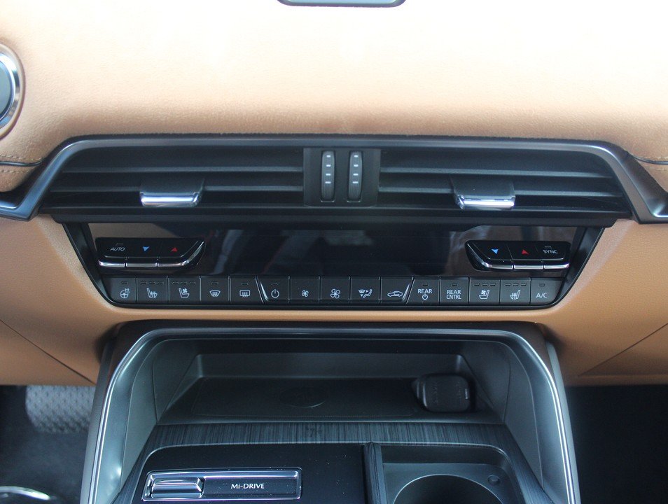 Fahrzeugabbildung Mazda CX-80 2026 D-254 AWD AT Homura Plus TLOP 6-Sitzer *Sofort*Aktion PANO Leder el.Sitzv. 360° BOSE MATRIX