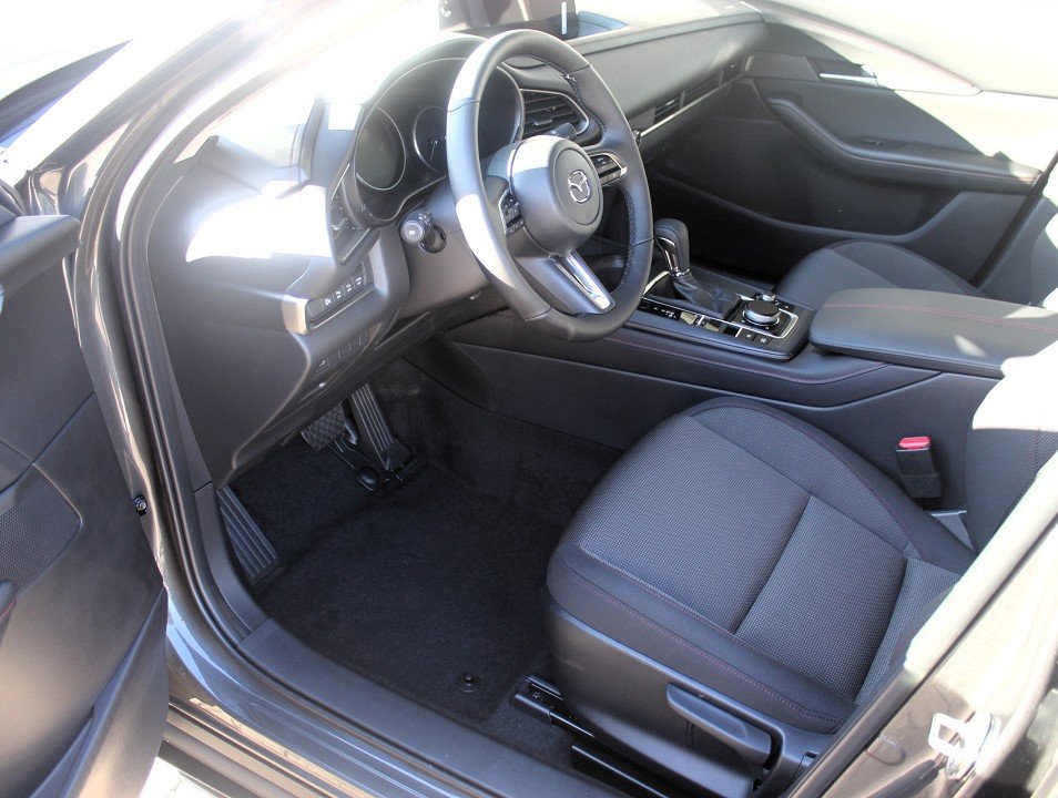 Fahrzeugabbildung Mazda CX-30 2027 G-140 AT Homura *Sofort*Aktion* el.Heckkl EPH SHZ LHZ LogIn
