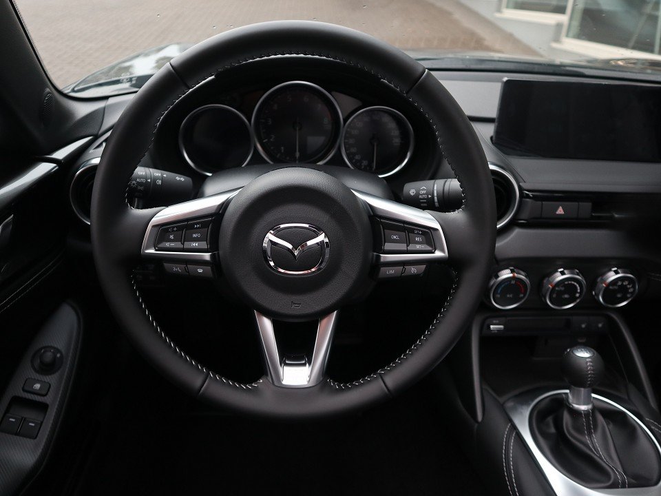Fahrzeugabbildung Mazda MX-5 RF RHT 2026 G-132 Exclusive-Line LEDER NAVI ACAA BOSE RFK SHZ