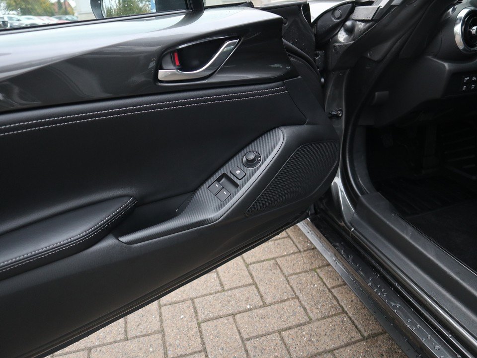 Fahrzeugabbildung Mazda MX-5 RF RHT 2026 G-132 Exclusive-Line LEDER NAVI ACAA BOSE RFK SHZ