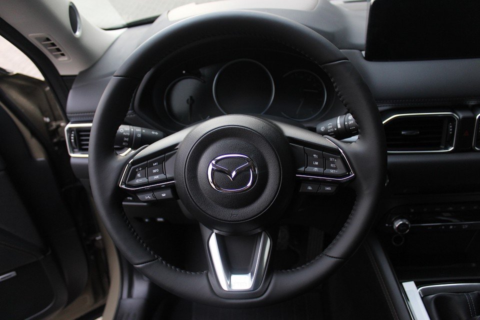 Fahrzeugabbildung Mazda CX-5 G-194 AT Sports-Line *AHK* 360° BOSE MATRIX HUD