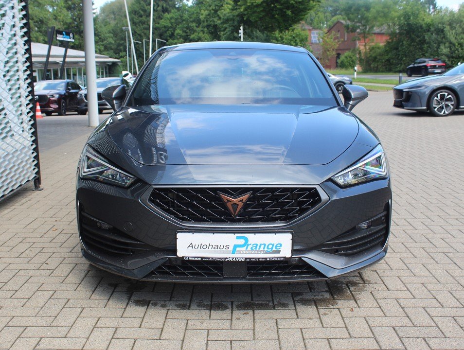 Fahrzeugabbildung CUPRA Leon 2.0 TSI DSG VZ LEDER NAVI BREMBO BEATS ACC DCC