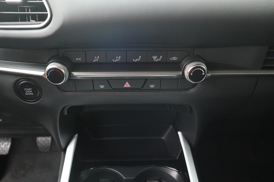 Fahrzeugabbildung Mazda CX-30 M-Hybrid G-140 Prime-Line *Sofort*Aktion* NAVI ACAA RFK MRCC BLUETOOTH