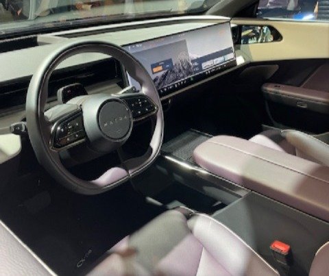 Fahrzeugabbildung Mazda CX-6e EV-258 Takumi Plus ELEKTRO PANO NAVI ACAA 360° HUD 21'