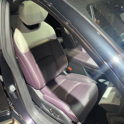 Fahrzeugabbildung Mazda CX-6e EV-258 Takumi Plus ELEKTRO PANO NAVI ACAA 360° HUD 21'