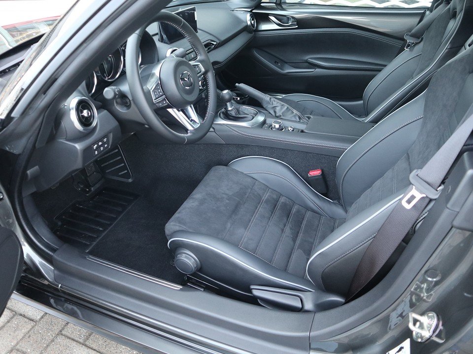 Fahrzeugabbildung Mazda MX-5 2027 G-136 Homura Recaro Bilstein Brembo Matrix SCBS