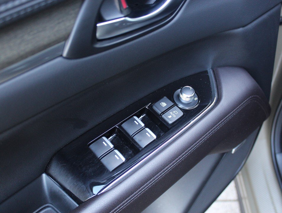 Fahrzeugabbildung Mazda CX-5 G-194 AWD AT Takumi GSD *AHK* NAPPA BOSE MATRIX 360°