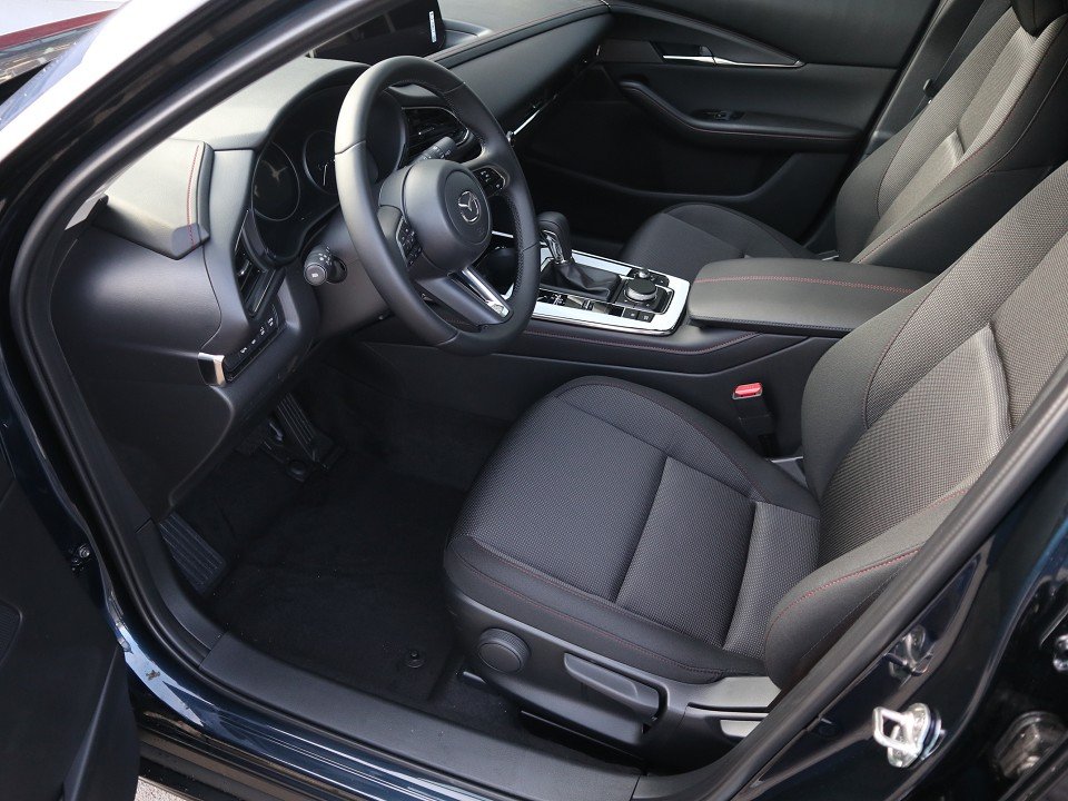 Fahrzeugabbildung Mazda CX-30 M-Hybrid G-140 AT Homura *Sofort*Aktion* NAVI ACAA SHZ HUD RFK VOLL-LED