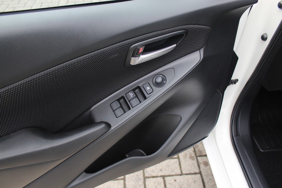 Fahrzeugabbildung Mazda 2 G-90 AT Homura ACAA LED SHZ RFK EPH Klimaaut. 16-Zoll