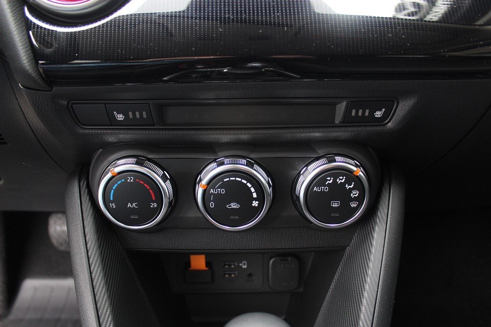 Fahrzeugabbildung Mazda 2 G-90 AT Homura ACAA LED SHZ RFK EPH Klimaaut. 16-Zoll