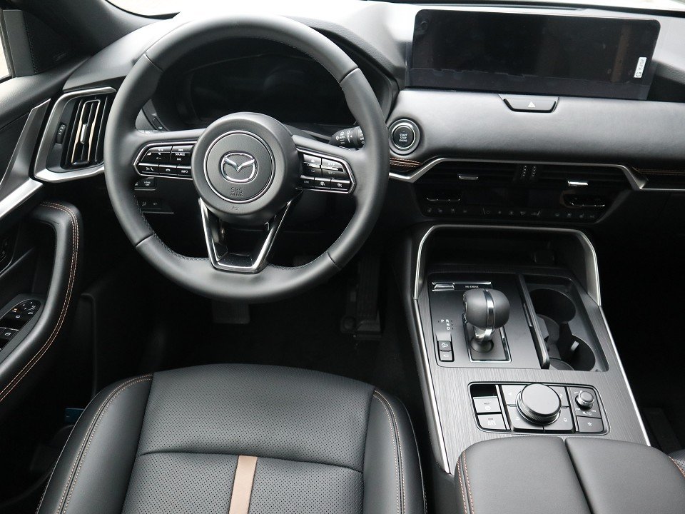 Fahrzeugabbildung Mazda CX-60 2026 D-200 AT Homura LEDER el.Sitzv. MATRIX MRCC