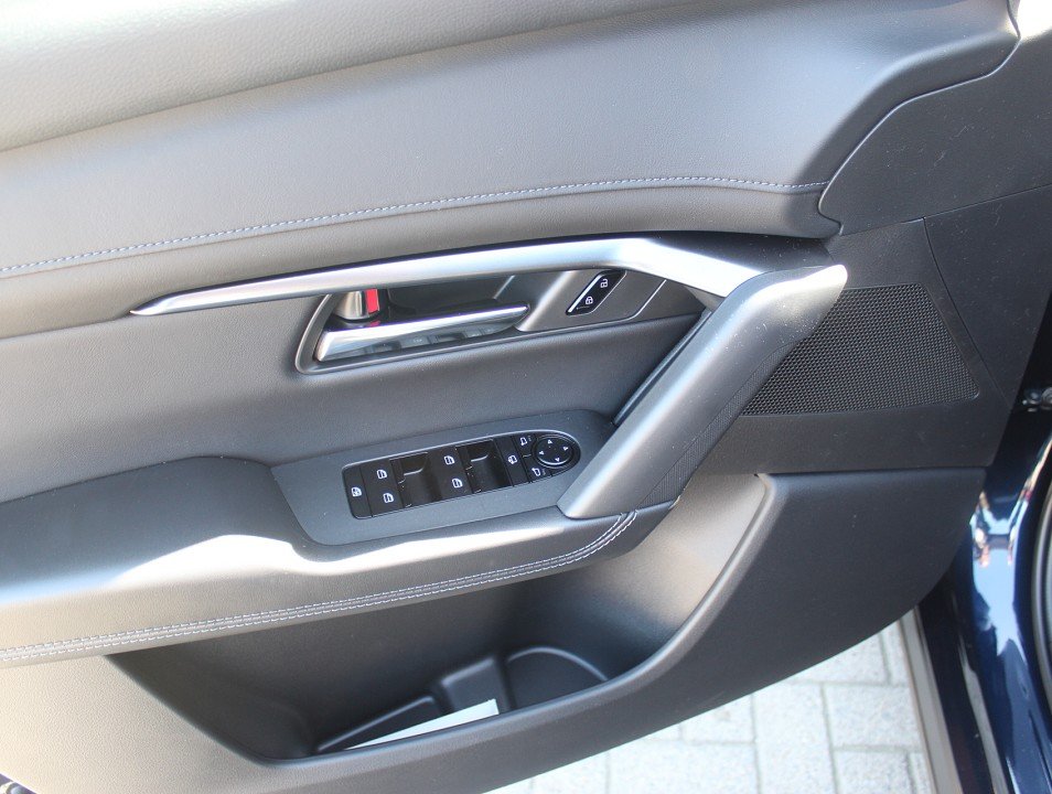 Fahrzeugabbildung Mazda CX-5 2026 M-Hybrid G-141 AT Centre-Line *Sofort* NAVI ACAA HUD RFK SHZ MRCC LogIn