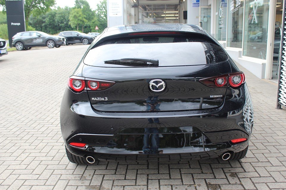 Fahrzeugabbildung Mazda 3 2027 M-Hybrid G-140 Homura NAVI ACAA SHZ HUD RFK VOLL-LED