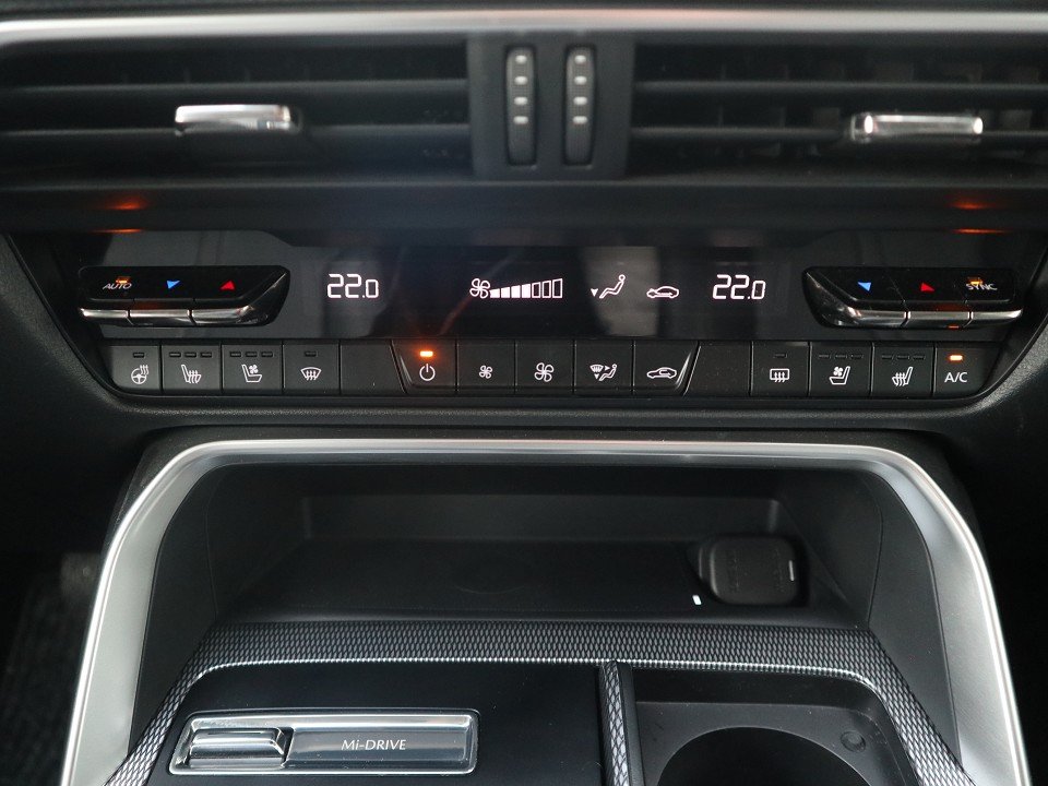 Fahrzeugabbildung Mazda CX-60 PHEV AWD AT Homura PRE-COM CON-P DRI-P PAN-P *Dezember-Aktion* PANO Leder el.Sitzv. 360° BOSE MATRIX