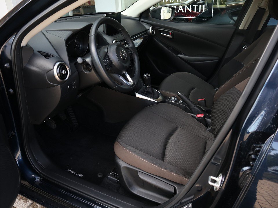 Fahrzeugabbildung Mazda 2 M-Hybrid Center-Line G-90 Allwetter LED KLIMA ACAA DAB+ Tempo