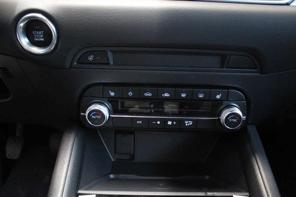 Fahrzeugabbildung Mazda CX-5 G-165 Advantage NAVI ACCA 360° 19-Zoll HUD SHZ LogIn