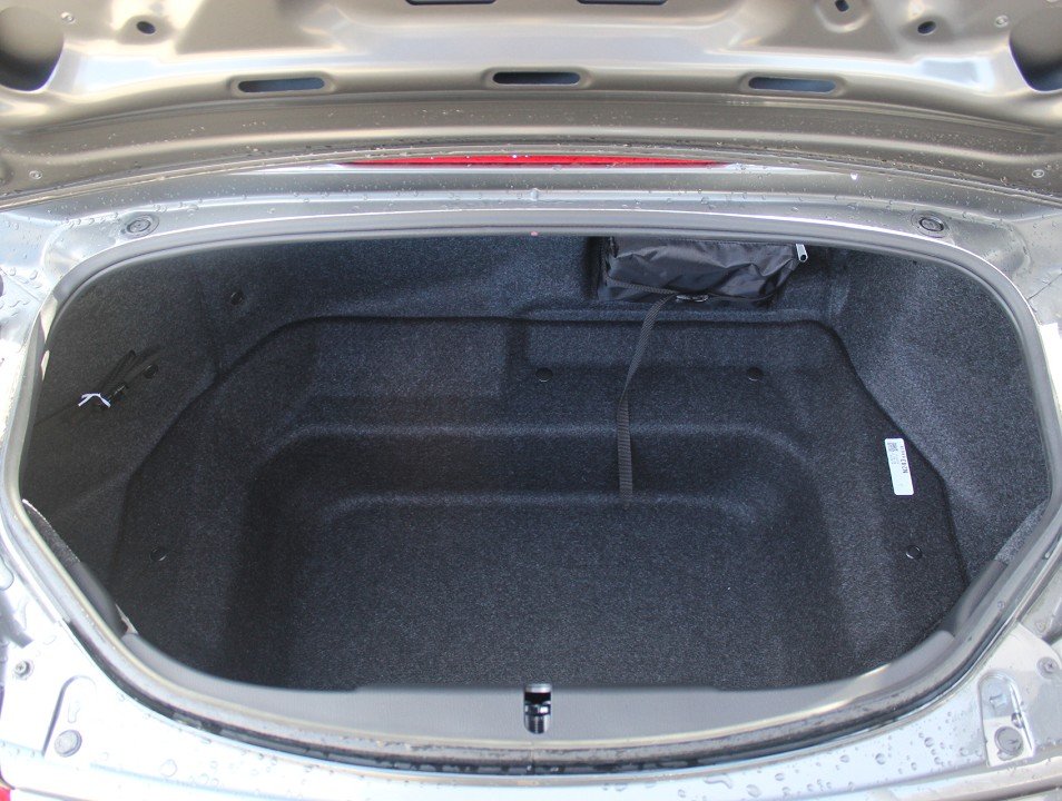Fahrzeugabbildung Mazda MX-5 2026 G-132 Kazari *Sofort*Aktion* LEDER NAVI ACAA BOSE MATRIX RFK SHZ