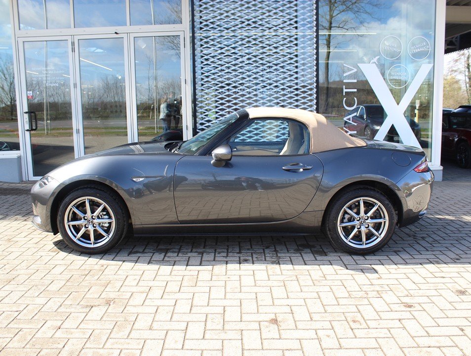 Fahrzeugabbildung Mazda MX-5 2026 G-132 Kazari *Sofort*Aktion* LEDER NAVI ACAA BOSE MATRIX RFK SHZ