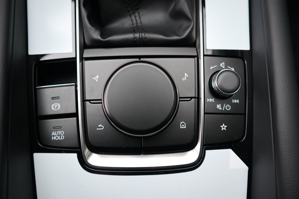 Fahrzeugabbildung Mazda 3 FB M-Hybrid Exclusive-Line G-140 *Winter-Aktion* NAVI ACAA HUD MATRIX MRCC SHZ BOSE 360°