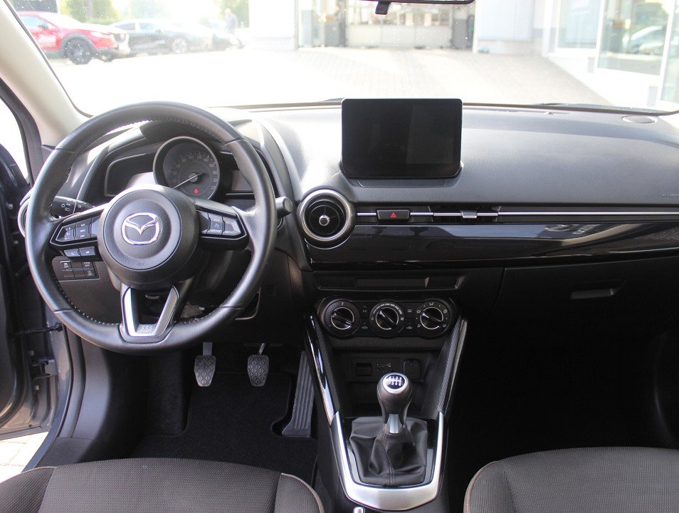 Fahrzeugabbildung Mazda 2 G-90 Center-Line ACAA KLIMA TEMPOMAT BLUETOOTH
