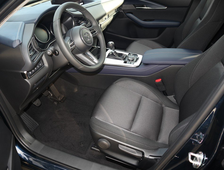Fahrzeugabbildung Mazda CX-30 M-Hybrid G-150 Selection DES-P ACT-P AHK MATRIX 360° EPH SHZ LHZ LogIn