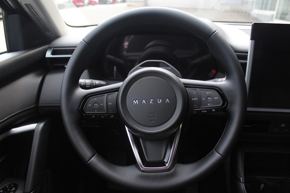 Fahrzeugabbildung Mazda CX-5 2026 M-Hybrid G-141 AT Homura PANO LEDER NAVI ACAA HUD 360° MATRIX