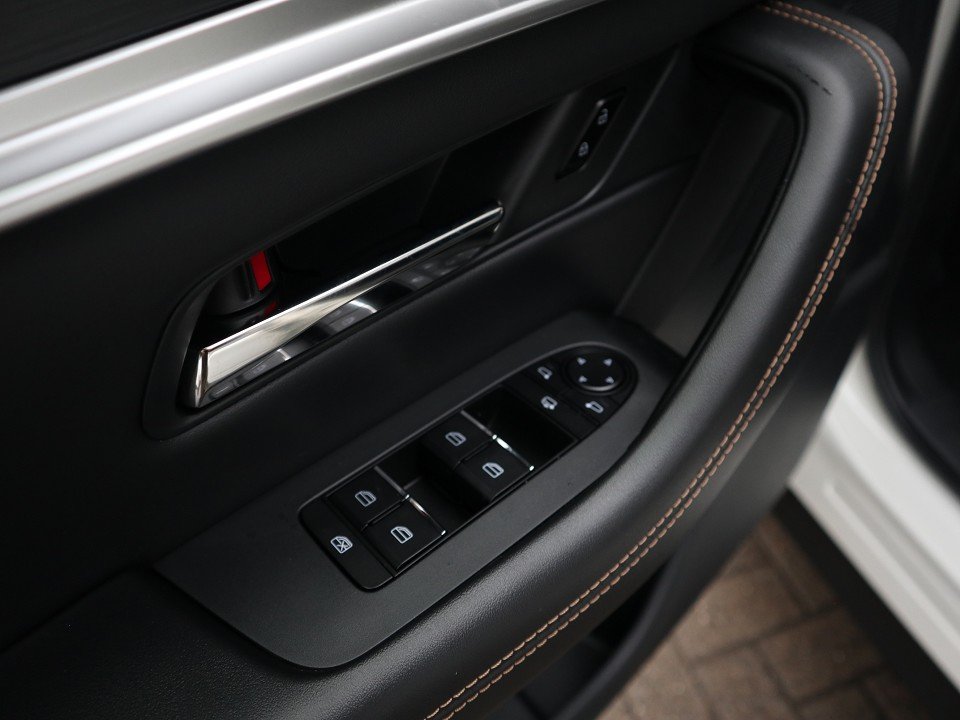 Fahrzeugabbildung Mazda CX-60 PHEV AWD AT Homura COSO *AHK*0,5%*Sofort* NAVI ACAA SHZ 360° HUD MATRIX BOSE