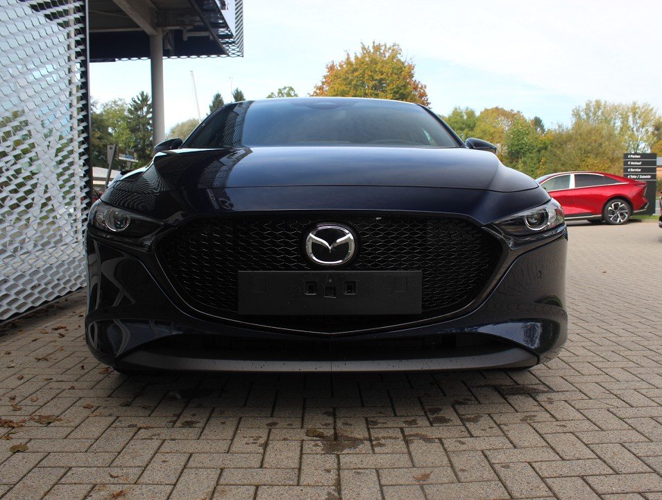 Fahrzeugabbildung Mazda 3 2027 G-140 Homura *Sofort*Aktion* NAVI ACAA SHZ HUD RFK VOLL-LED